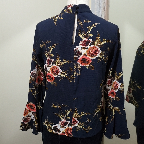 Navy Floral Bell Sleeve Keyhole Choker Blouse S - Picture 4 of 8